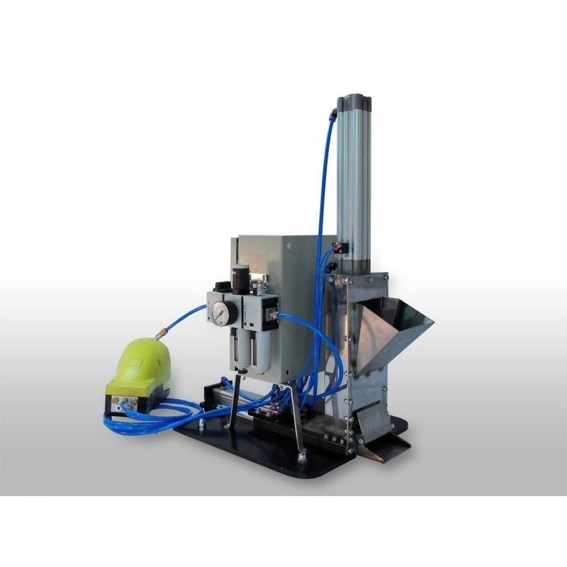 TREZO Semi-Automatic Pneumatic Packer 3